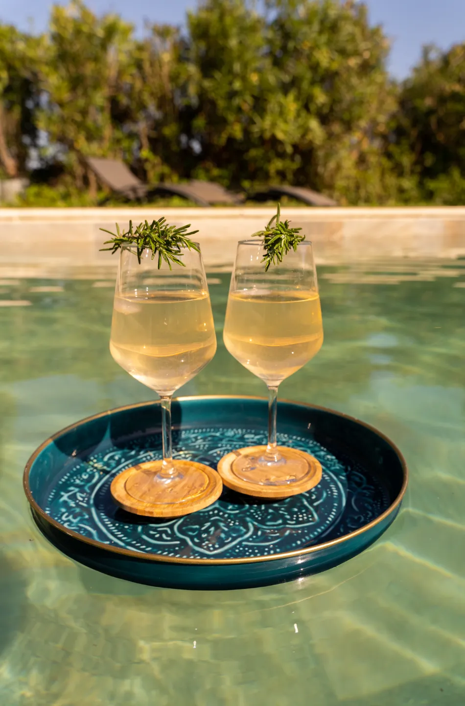 Cocktail à la piscine